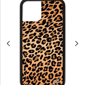Cheetah Wildflower case. Bought brand new!